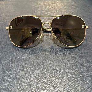 Chanel gently used sunglasses
